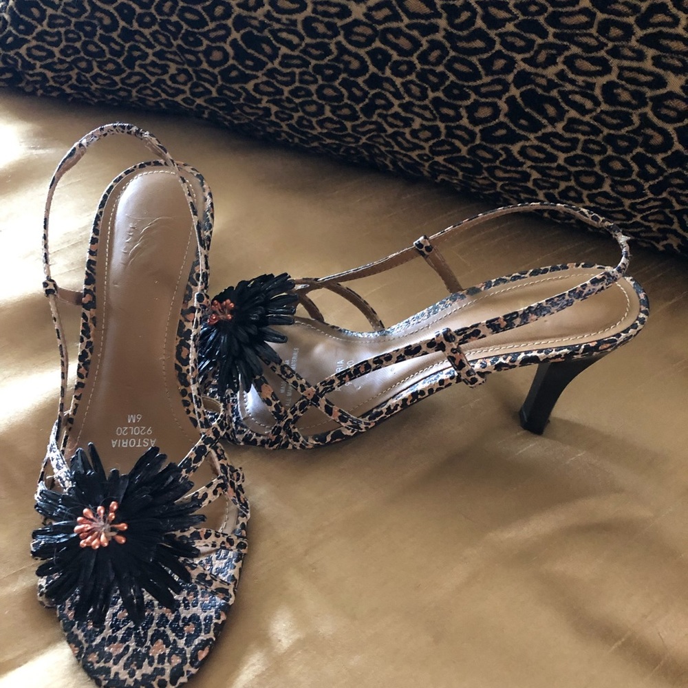 Beautifully styled open toe heel